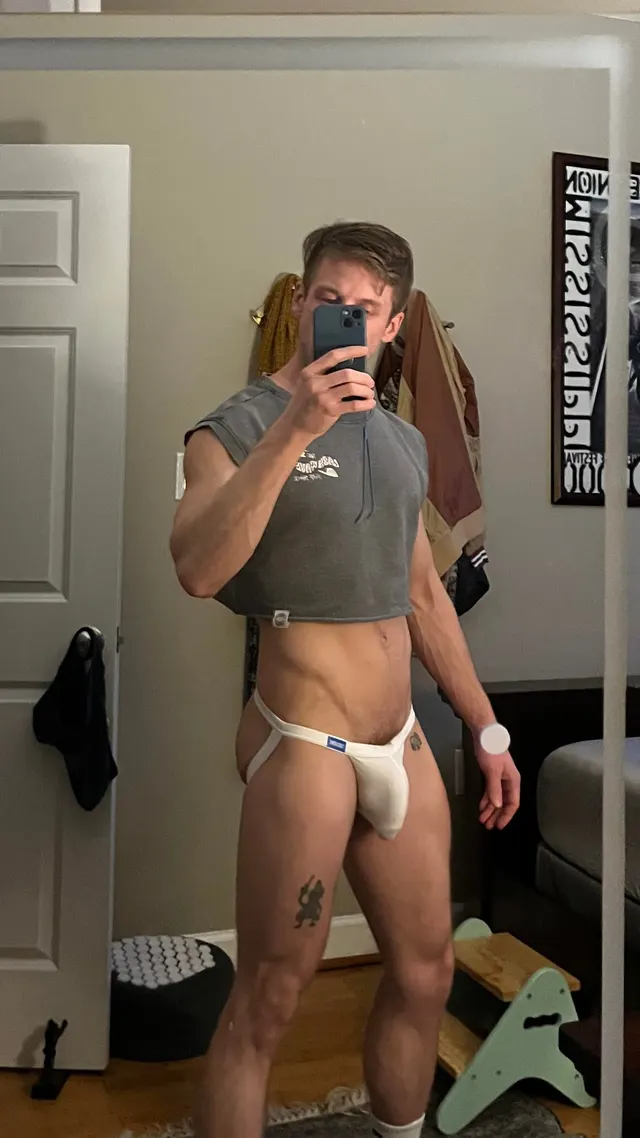 I think jocks & crops look hot together. What do y’all think?