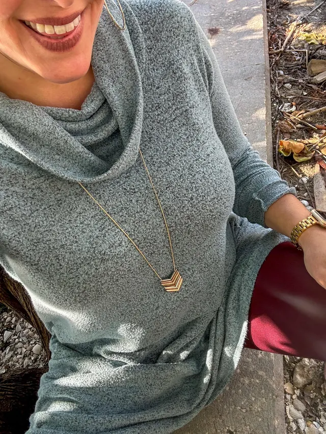 My son FaceTimes me during class. Then I start hearing his peers… Damn your mom is fine. “Stop saying my mom is fine!” “Okay, she’s hella hot” 😂😂