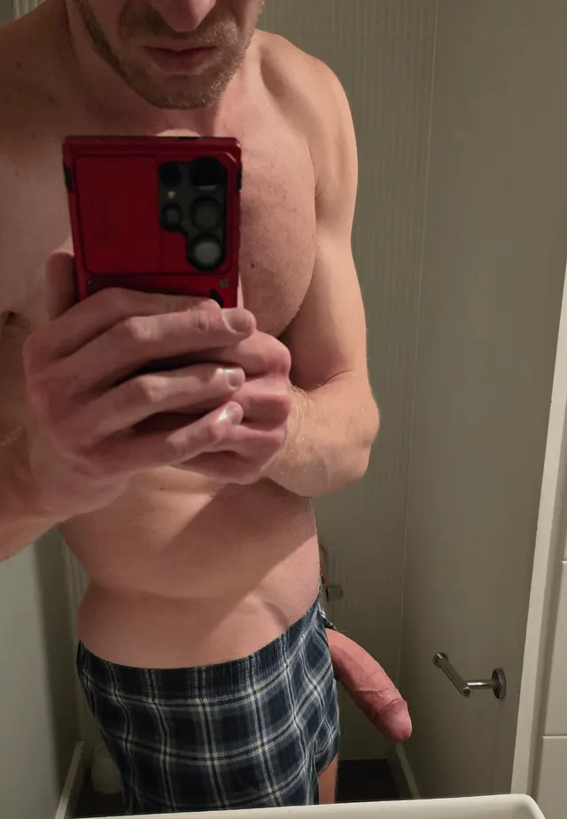 In my daddy's boxers era 😈