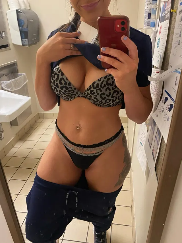 Without hesitation, would you fuck a nurse like me? Ignore my panties I accidentally ripped 🙈