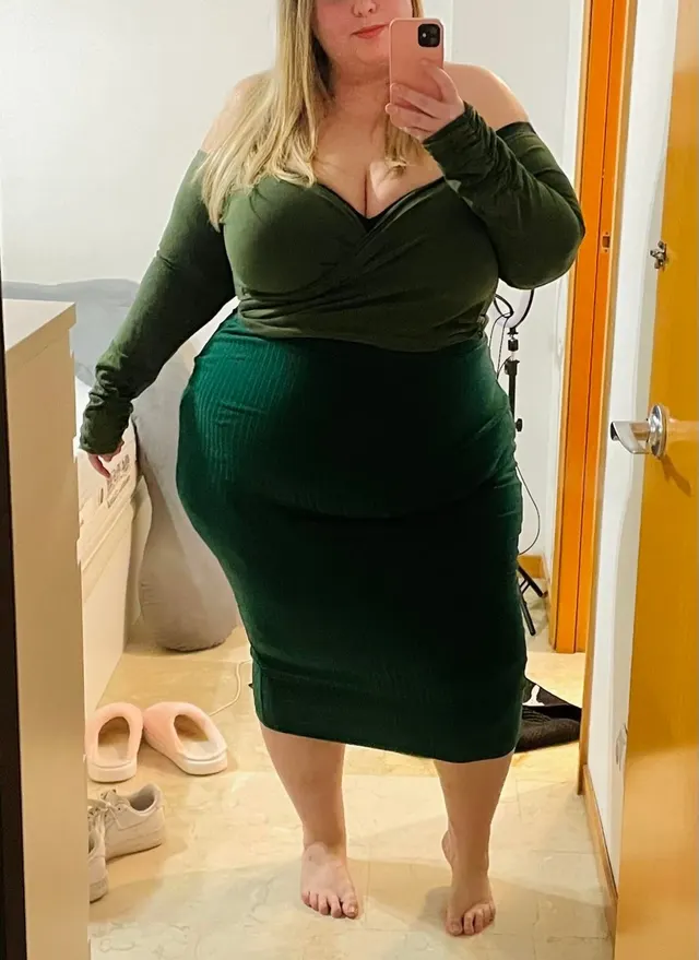 Lawyer in the streets, freak in the sheets 