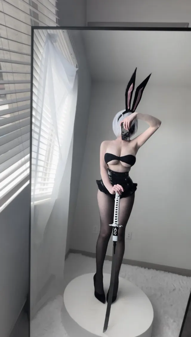 Bunnygirl 2B by Kltt3y