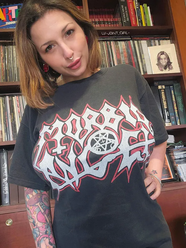 Blessed are the tits (swipe ofr booba)