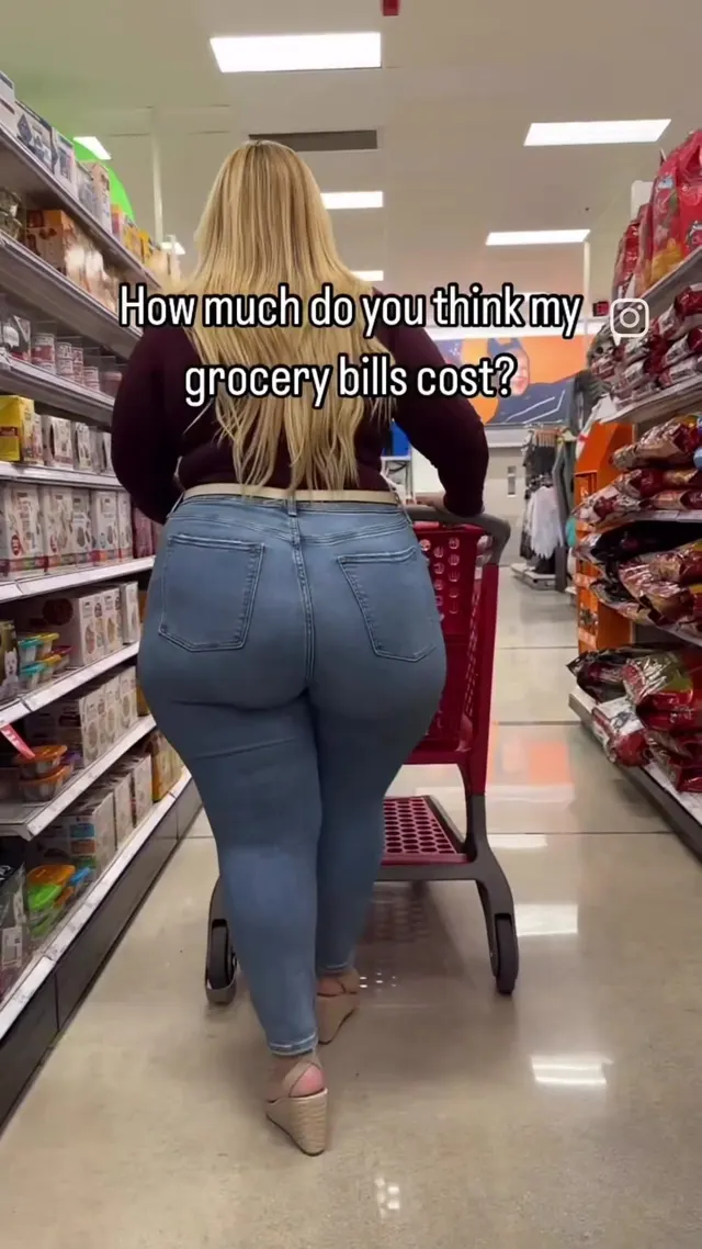 Danipumpkinz innocently shopping