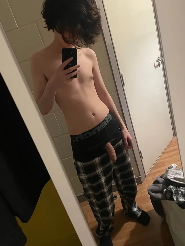 Thoughts on my teenage body? [19]