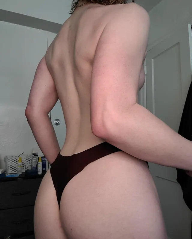 I hope you like girls with big backs