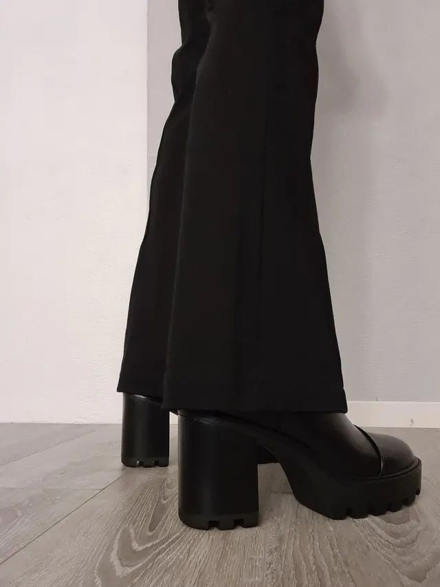 The taller the boots the better? ;D