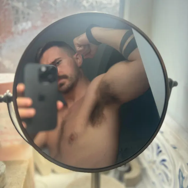 They stick out of my sleeves