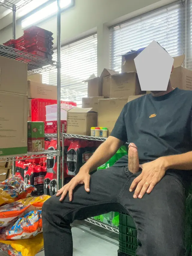 Don't enter the storage room !