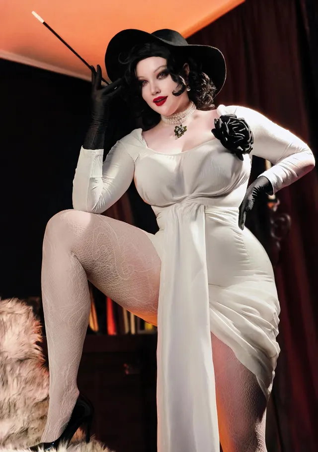 Lady Dimitrescu cosplay by mi_samura