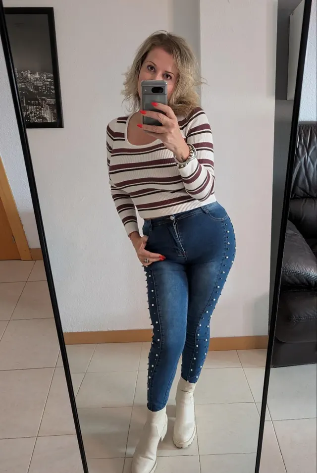 70s mom, do we like?