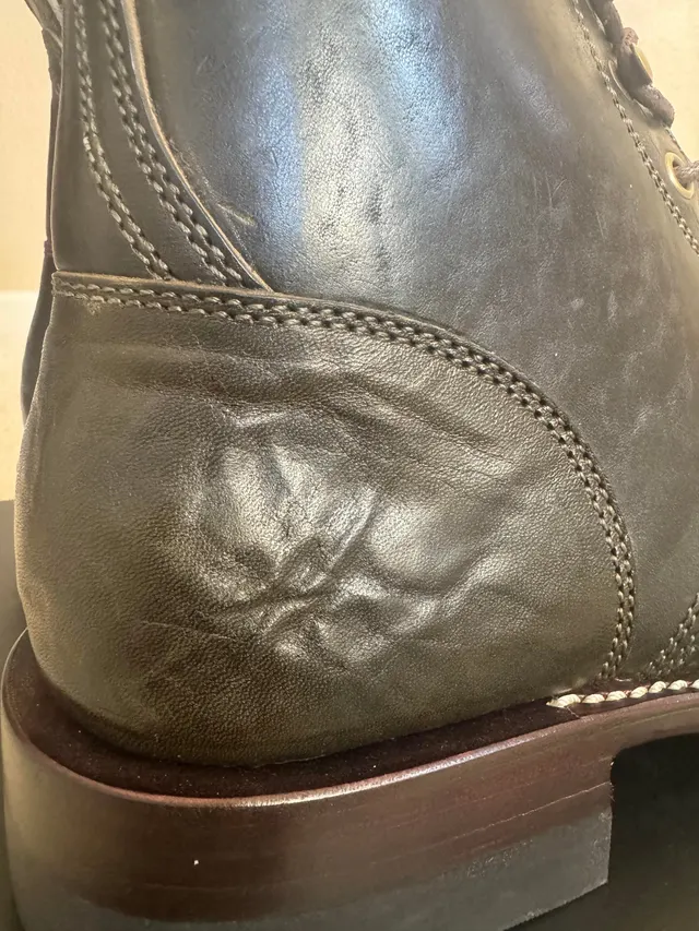 Just got my Olive Rustic Horsebutt… is this normal? Or am I overthinking it?