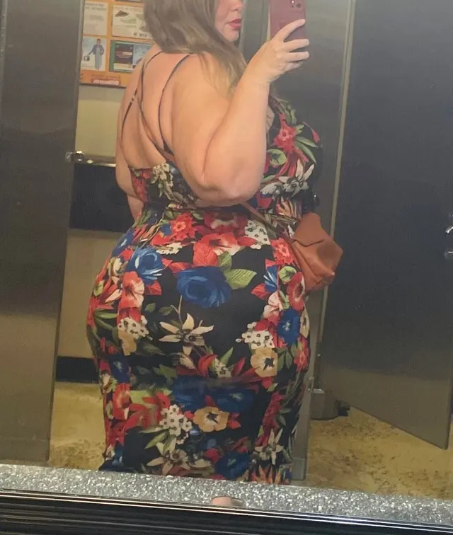 What I look like in public vs what I look like on here