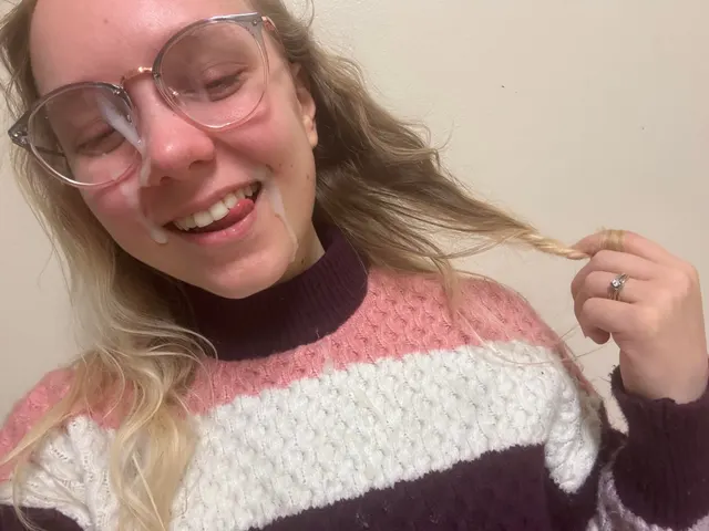 Dribbling in two places 🤭💦😌