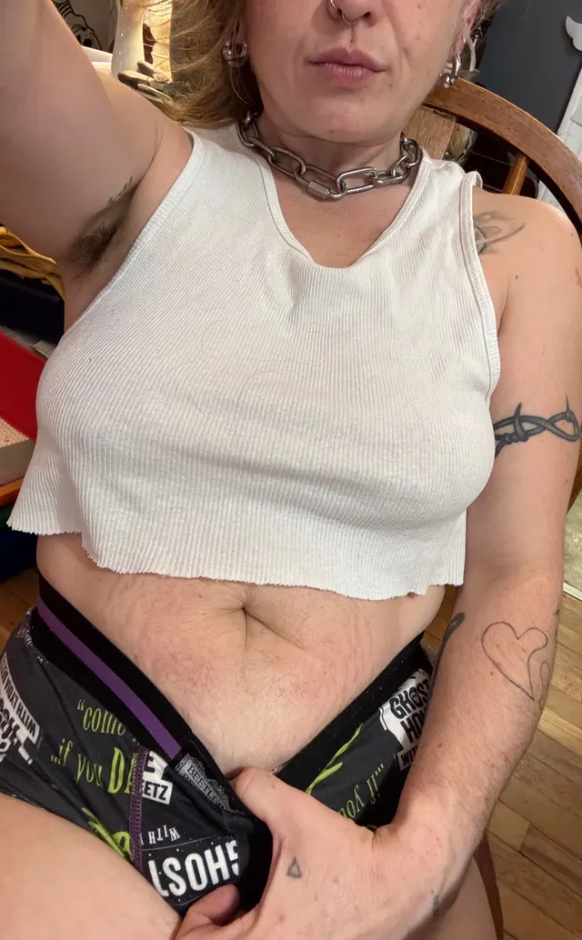 swipe for a little surprise 🥰