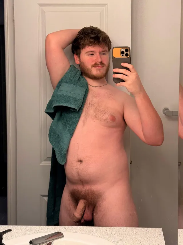 Plenty of places for your tongue to explore 👅😍💪