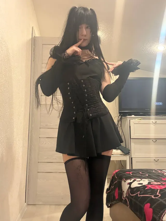 what the public see vs what reddit gets to see