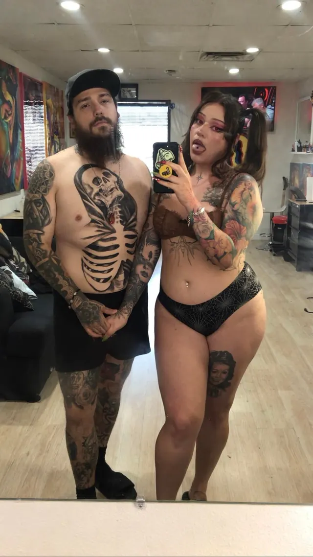 Thick tattooed couple