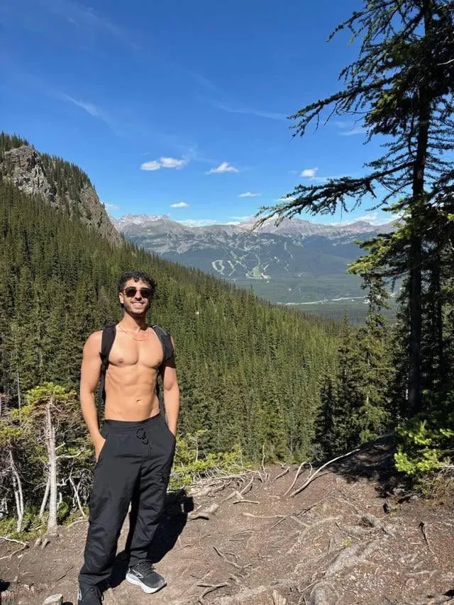 What my friends see vs what the internet sees 😛