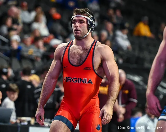 Michael Battista. Can I post his nudes here?