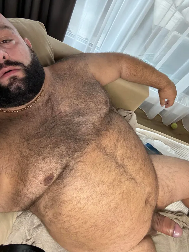 [40] Alone and horny