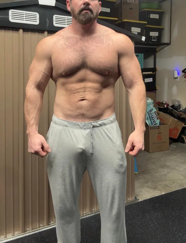 (42) Daddy needs an obedient boy