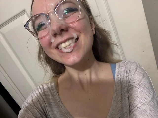 If I could be anything, I’d want to be covered in cum😍🤤🥵💦