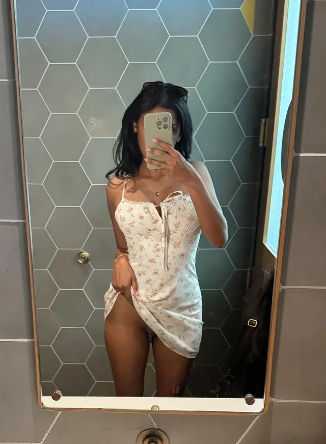 [F] Some more flashing from the public restroom~