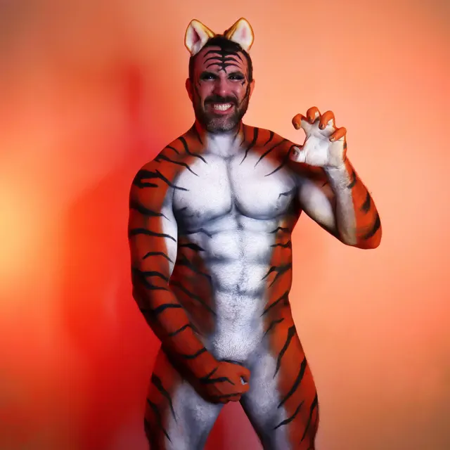 What does Tony the Tiger say when you ask him how your dick tastes? >> swipe for the answer