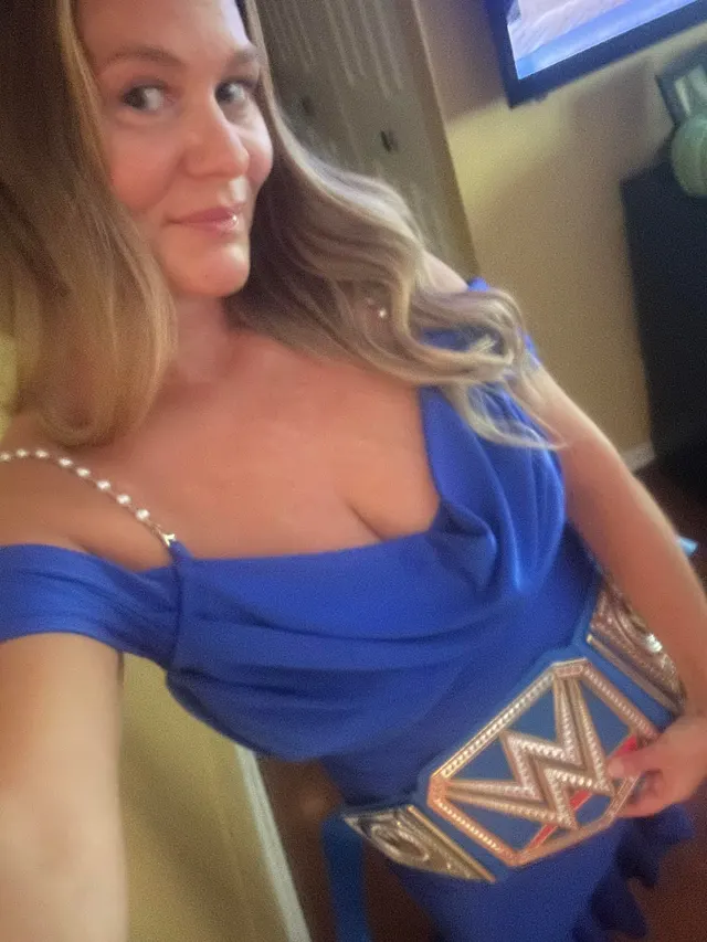 Dressed/Undressed Heavyweight Champion