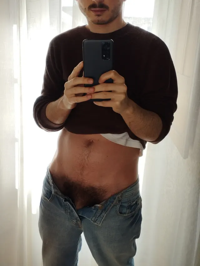 Do you like the pubes+commando combo? (29)