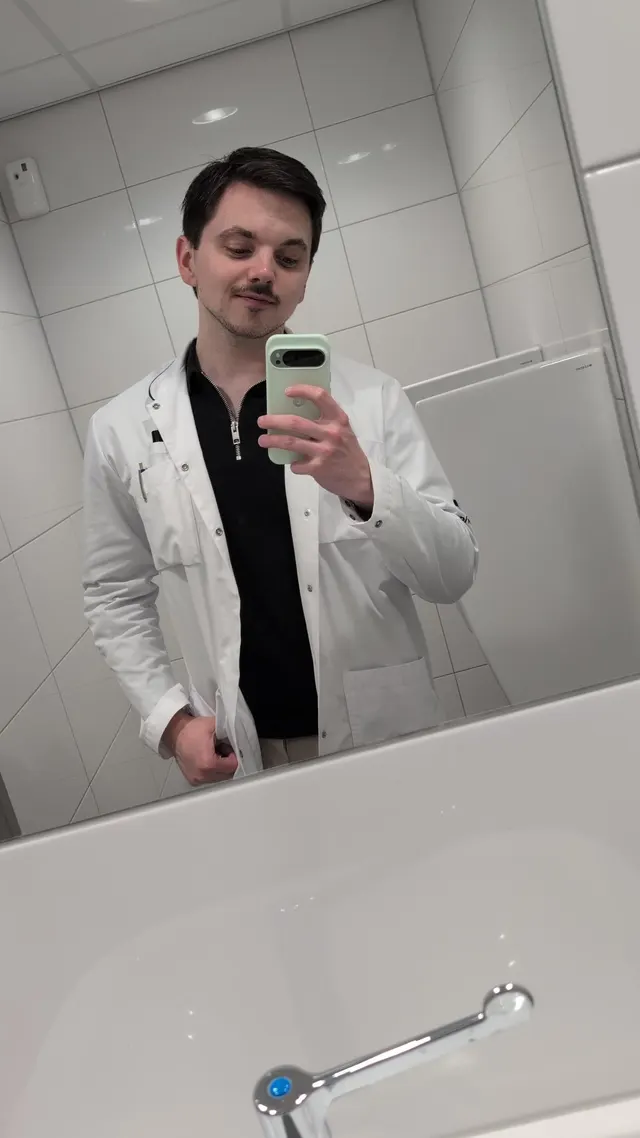 Life lately only consists of work and the gym🙃