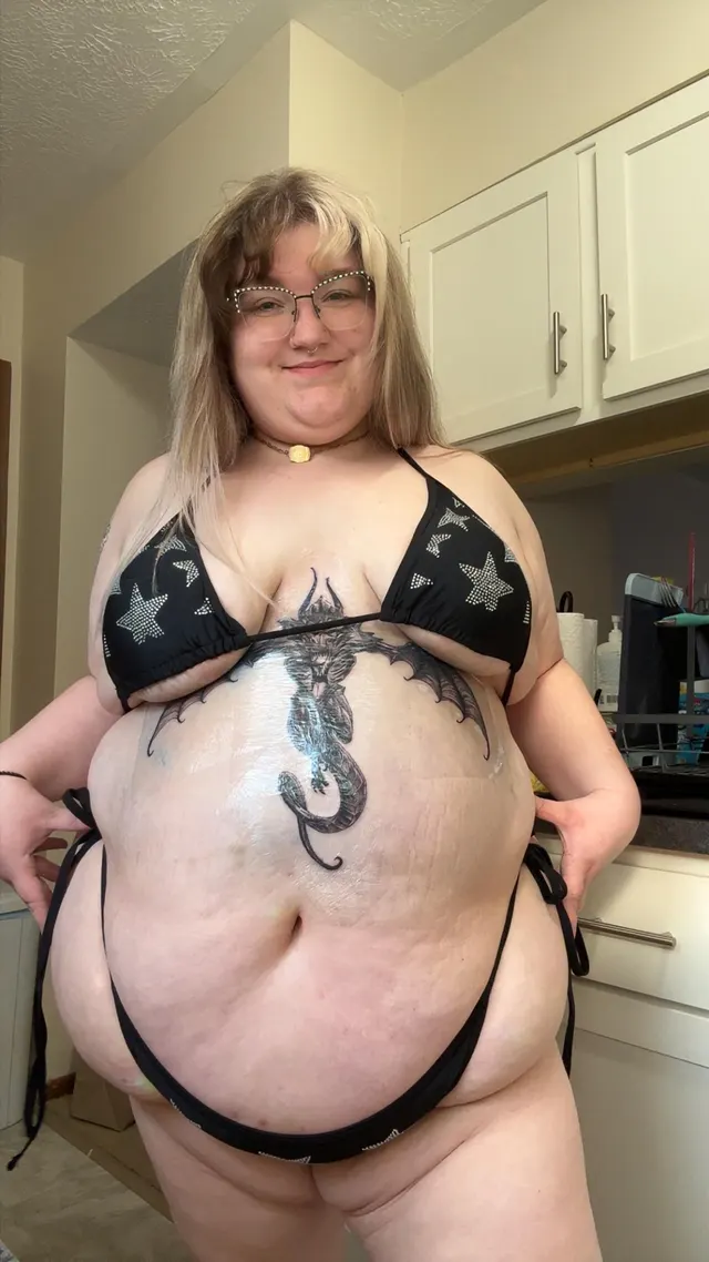 A new bikini and new ink 😏