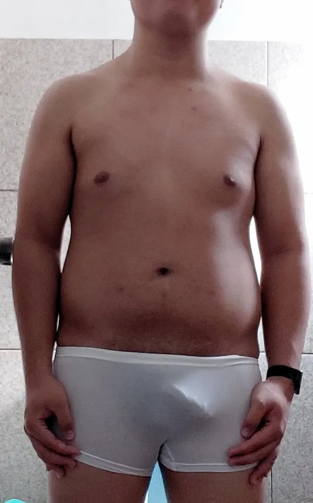 28/M. Prefers airy and thin boxer briefs. How is it?