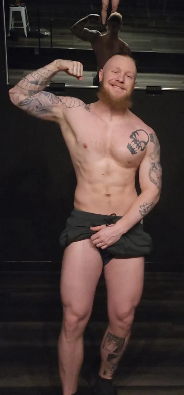 Hopefully seeing these make you smile as much as I do while taking them for you😊😊