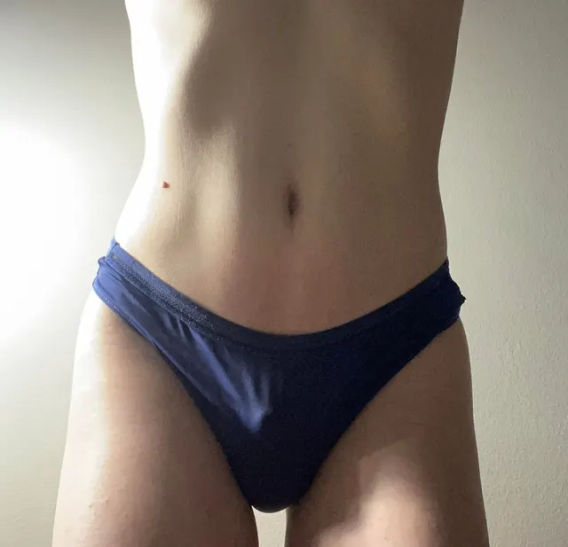 Boys look better in thongs:3