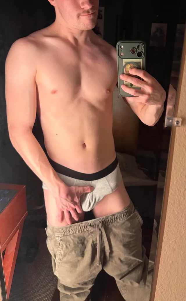 (24) I don’t get mean when I drink, just horny