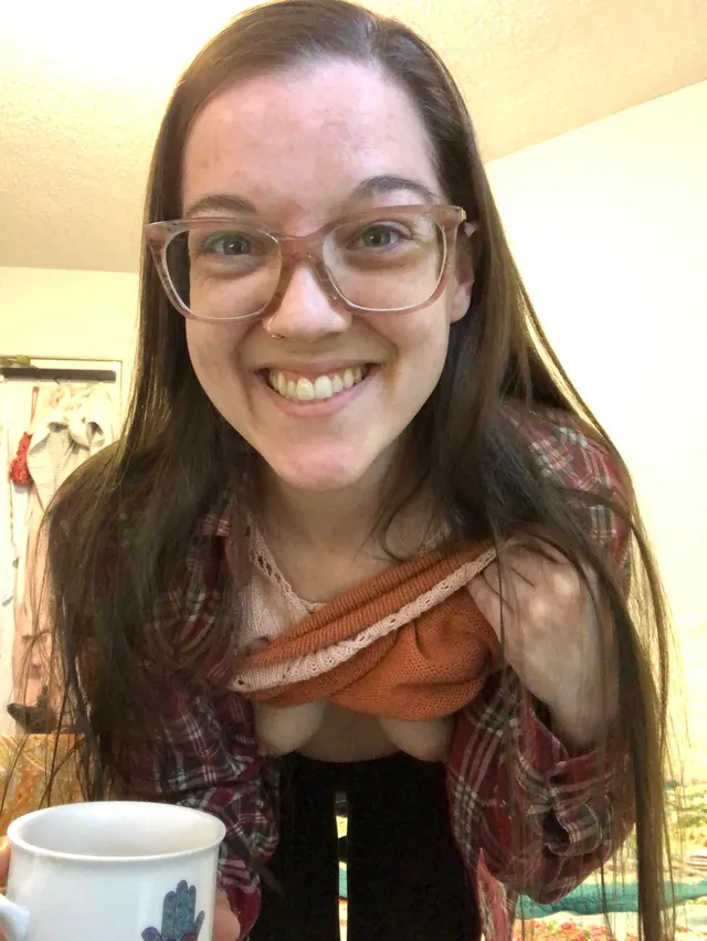 Coffee breaks were made to be shared with friends 😉