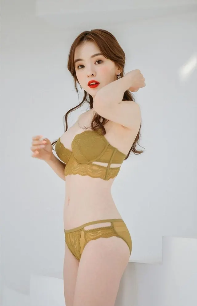 Lee Haneul (Haneulina)
