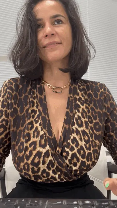 Your favorite boss (f) 43y