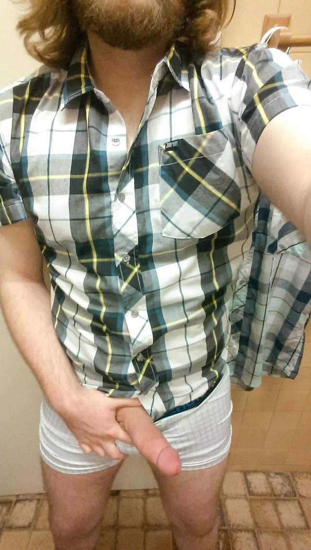 Do I have a nice Bi dick?