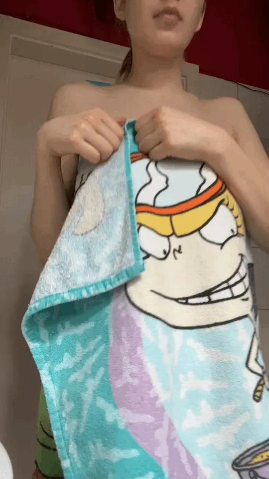 Rate my hairy body 1-10