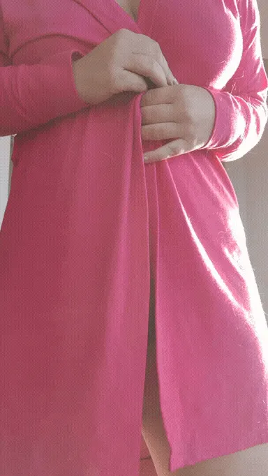 The bush lives another day. Wanna celebrate by cumming in it????