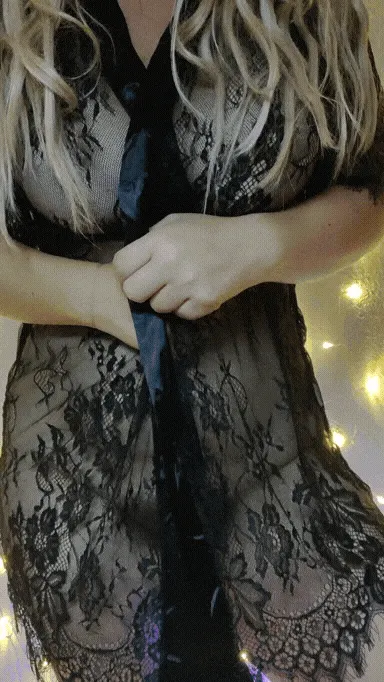 If you say heidi 3 times in front of a mirror at midnight, I will appear naked in your bed, suck the soul out of you and then raid your fridge before stealing your truck. Thx for the sex, food, and ride