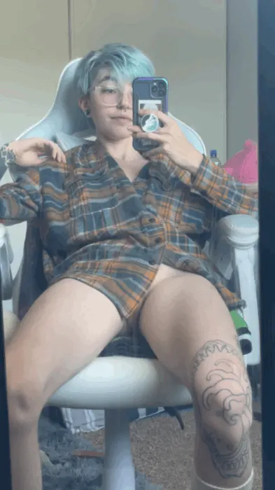 I’m extremely happy to be gaining weight again🩵 (I’m recovering from a ED)