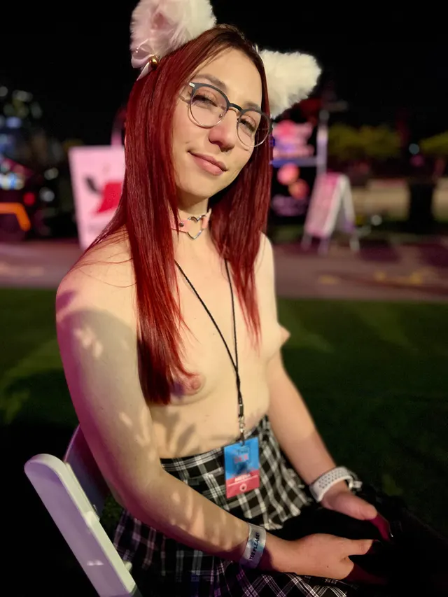 Basically no tits! Only way you can see them is if I'm topless