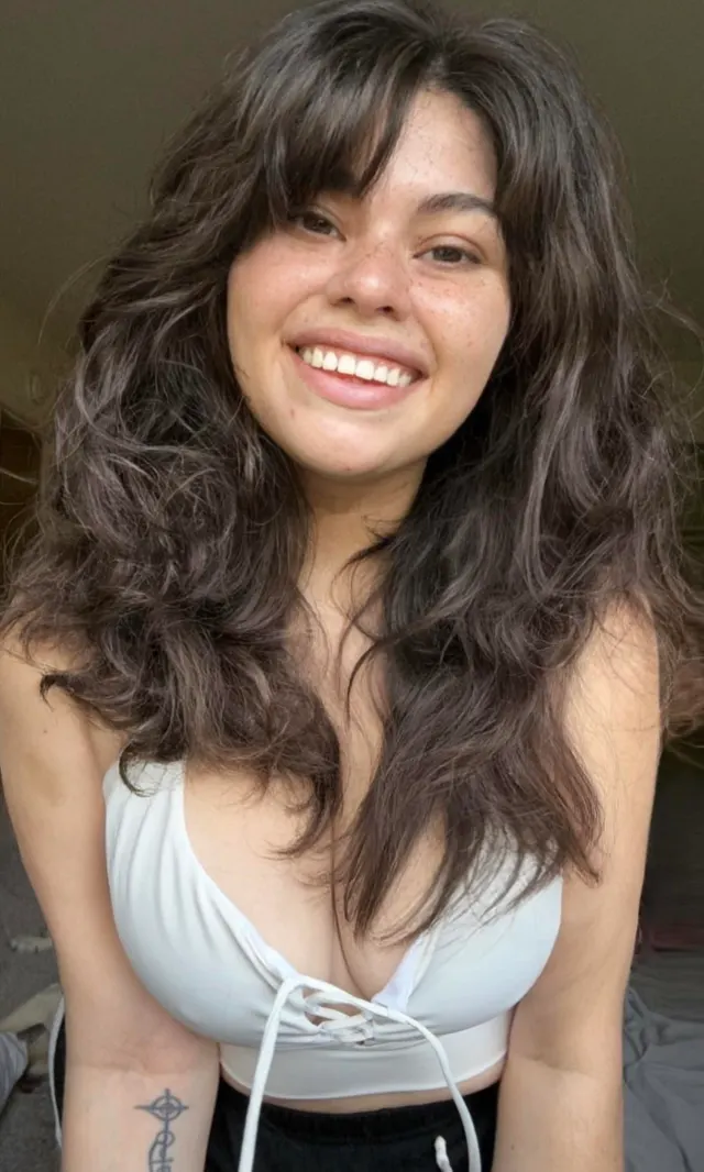 What are your thoughts on girls without makeup on