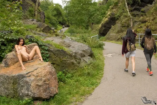 I'm back - lets spread good vibes 🥳🥂✨🎶🍻