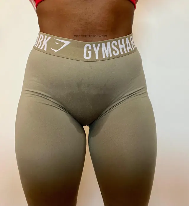 My leggings felt so wet and clingy after my workout 🥵