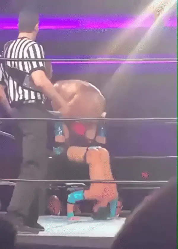 When two bottoms hook-up.